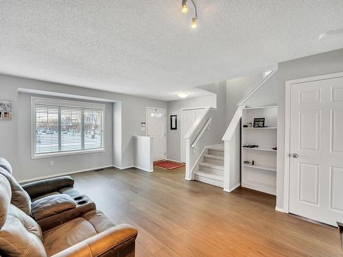 5831 Sutter Place, Edmonton, AB - Indoor Photo Showing Other Room