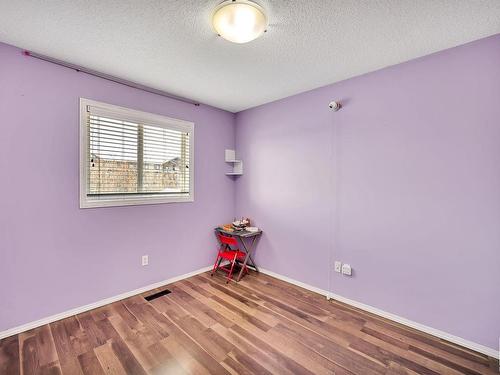 5831 Sutter Place, Edmonton, AB - Indoor Photo Showing Other Room