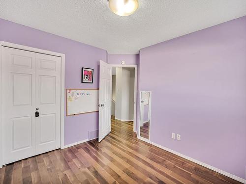 5831 Sutter Place, Edmonton, AB - Indoor Photo Showing Other Room