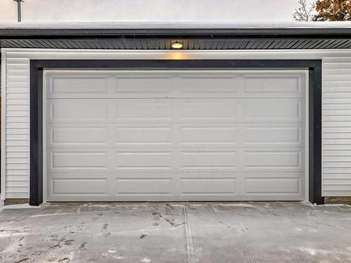 11217 125 Street, Edmonton, AB -  Photo Showing Garage