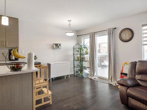 2076 Price Landing, Edmonton, AB - Indoor Photo Showing Living Room