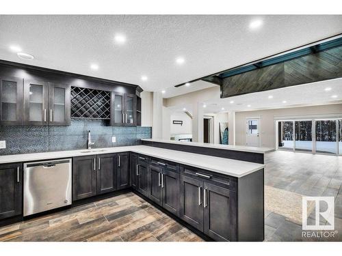 1 52225 Range Rd 232, Rural Strathcona County, AB - Indoor Photo Showing Kitchen With Upgraded Kitchen