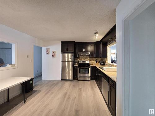 2916 89 Street, Edmonton, AB - Indoor Photo Showing Kitchen