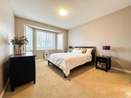 1 1251 Rutherford Road, Edmonton, AB - Indoor Photo Showing Bedroom