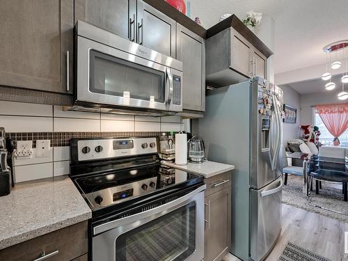 44 8209 217 Street, Edmonton, AB - Indoor Photo Showing Kitchen With Stainless Steel Kitchen