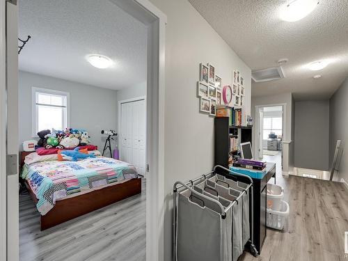 44 8209 217 Street, Edmonton, AB - Indoor Photo Showing Bedroom