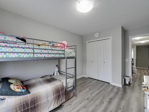 44 8209 217 Street, Edmonton, AB - Indoor Photo Showing Bedroom