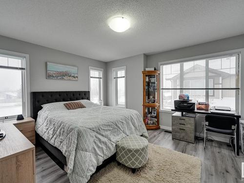 44 8209 217 Street, Edmonton, AB - Indoor Photo Showing Bedroom