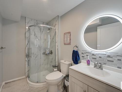 44 8209 217 Street, Edmonton, AB - Indoor Photo Showing Bathroom