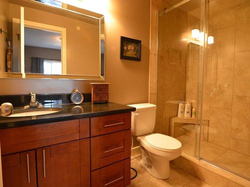 619 10235 112 Street, Edmonton, AB - Indoor Photo Showing Bathroom