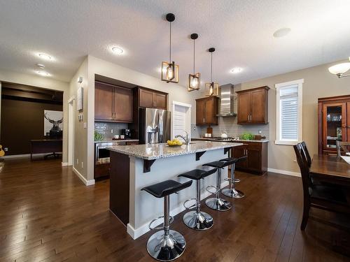 93 Sheppard Way, Leduc, AB - Indoor Photo Showing Kitchen With Stainless Steel Kitchen With Upgraded Kitchen