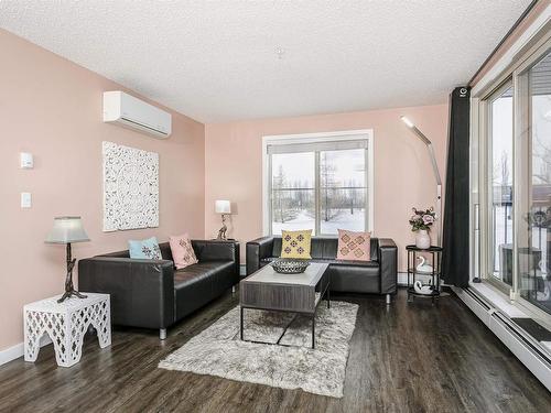 118 12045 22 Avenue, Edmonton, AB - Indoor Photo Showing Living Room