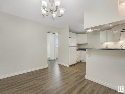 108 8903 106A Avenue, Edmonton, AB - Indoor Photo Showing Kitchen