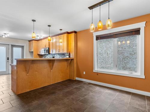 12040 63 Street, Edmonton, AB - Indoor Photo Showing Kitchen