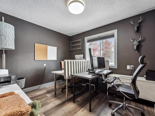 199 Cottonwood Avenue, Sherwood Park, AB - Indoor Photo Showing Office