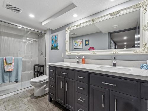 199 Cottonwood Avenue, Sherwood Park, AB - Indoor Photo Showing Bathroom