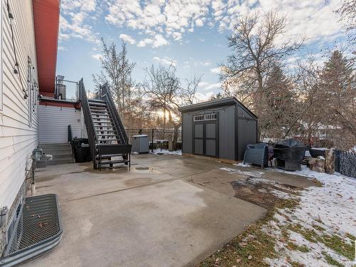 199 Cottonwood Avenue, Sherwood Park, AB - Outdoor