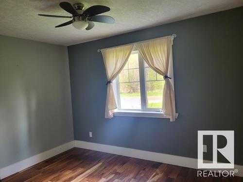 630049 Range Road 55, Rural Woodlands County, AB - Indoor Photo Showing Other Room