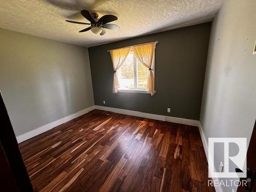 630049 Range Road 55, Rural Woodlands County, AB - Indoor Photo Showing Other Room