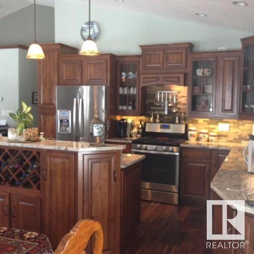 630049 Range Road 55, Rural Woodlands County, AB - Indoor Photo Showing Kitchen With Upgraded Kitchen