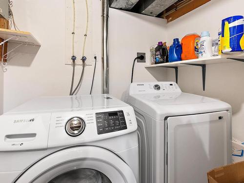 6328 184 Street, Edmonton, AB - Indoor Photo Showing Laundry Room