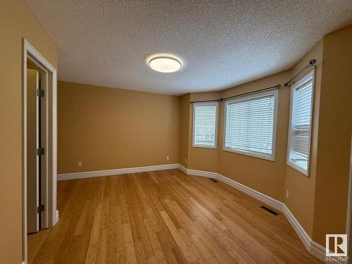 527 89 Street, Edmonton, AB - Indoor Photo Showing Other Room