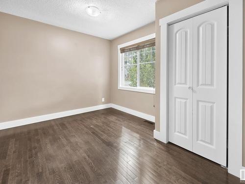 10930 65 Avenue, Edmonton, AB - Indoor Photo Showing Other Room