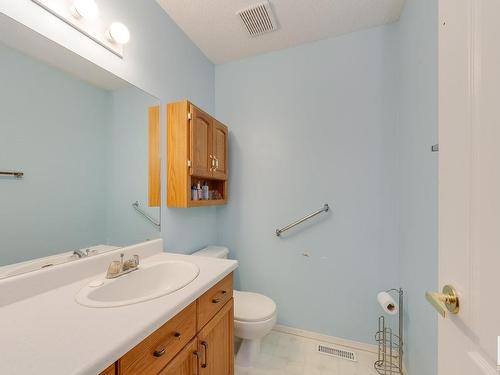 377 Blackburn Drive, Edmonton, AB - Indoor Photo Showing Bathroom