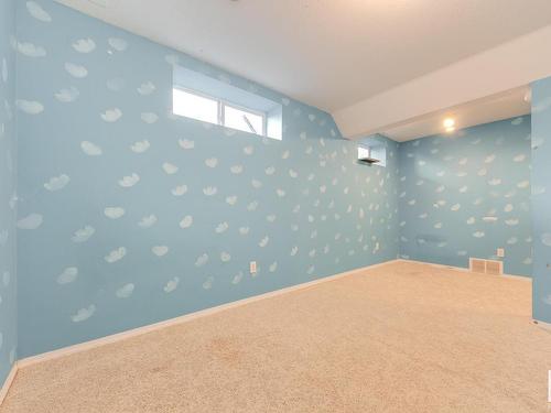 377 Blackburn Drive, Edmonton, AB - Indoor Photo Showing Other Room