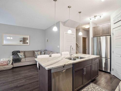 7173 Cardinal Way, Edmonton, AB - Indoor Photo Showing Kitchen With Double Sink With Upgraded Kitchen