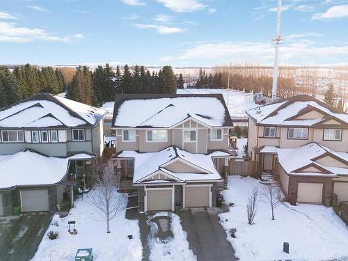 7173 Cardinal Way, Edmonton, AB - Outdoor With Facade