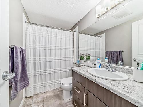 205 3670 139 Avenue, Edmonton, AB - Indoor Photo Showing Bathroom