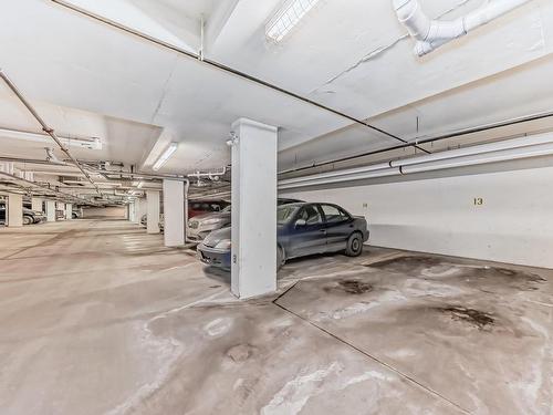 205 3670 139 Avenue, Edmonton, AB - Indoor Photo Showing Garage