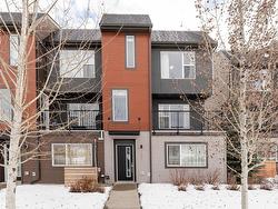 1081 ROSENTHAL Boulevard  Edmonton, AB T5T 7G5