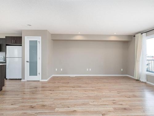 1081 Rosenthal Boulevard, Edmonton, AB - Indoor