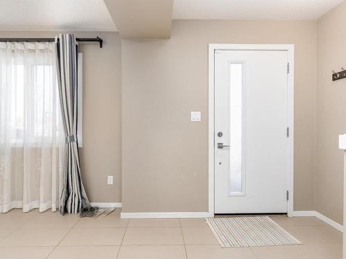 1081 Rosenthal Boulevard, Edmonton, AB - Indoor Photo Showing Other Room