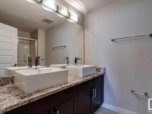 414 5151 Windermere Boulevard, Edmonton, AB - Indoor Photo Showing Bathroom