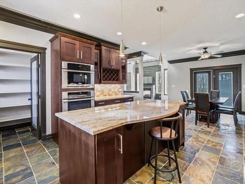 1086 Genesis Lake Boulevard, Stony Plain, AB - Indoor Photo Showing Kitchen