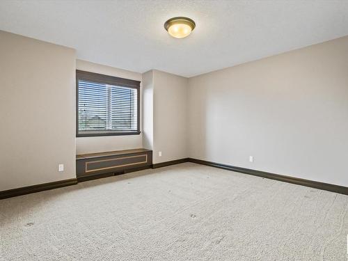 1086 Genesis Lake Boulevard, Stony Plain, AB - Indoor Photo Showing Other Room