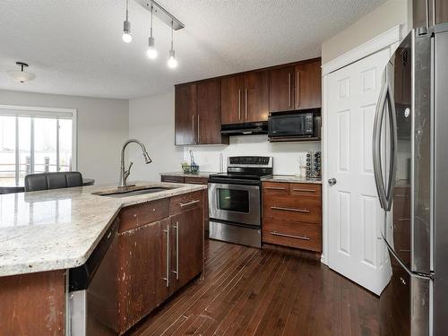 8732 10 Avenue, Edmonton, AB - Indoor Photo Showing Kitchen