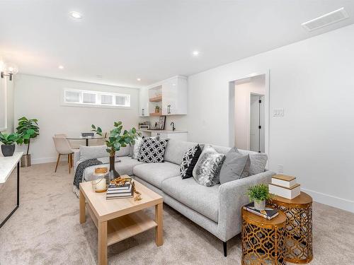 9216 72 Street, Edmonton, AB - Indoor Photo Showing Living Room