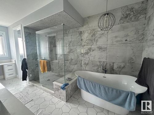 60 Riverstone Close, Rural Sturgeon County, AB - Indoor Photo Showing Bathroom