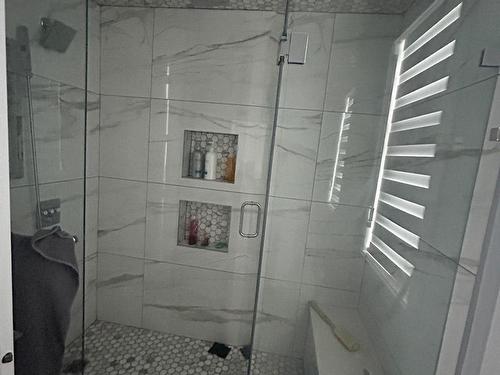 60 Riverstone Close, Rural Sturgeon County, AB - Indoor Photo Showing Bathroom