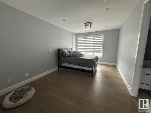 60 Riverstone Close, Rural Sturgeon County, AB - Indoor Photo Showing Bedroom