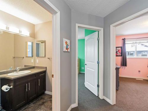 79 Avonlea Way, Spruce Grove, AB - Indoor Photo Showing Bathroom