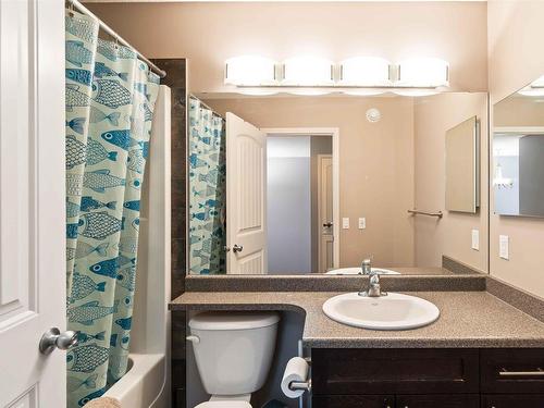 79 Avonlea Way, Spruce Grove, AB - Indoor Photo Showing Bathroom