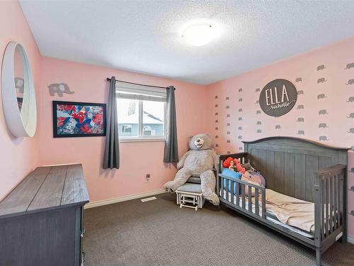 79 Avonlea Way, Spruce Grove, AB - Indoor Photo Showing Bedroom