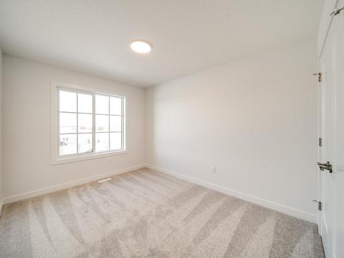 77 Chelles Wynd, St. Albert, AB - Indoor Photo Showing Bathroom