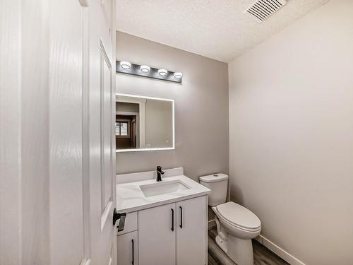 4 Harcourt Crescent, St. Albert, AB - Indoor Photo Showing Bathroom