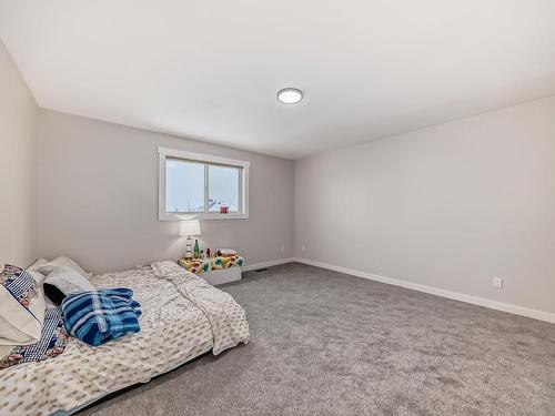 4 Harcourt Crescent, St. Albert, AB - Indoor Photo Showing Bedroom